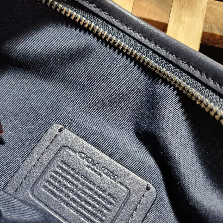 [BUNJANG] Coach Signature Stripe Crossbody Bag / 코치 시그니처 스트라이프 크로스백