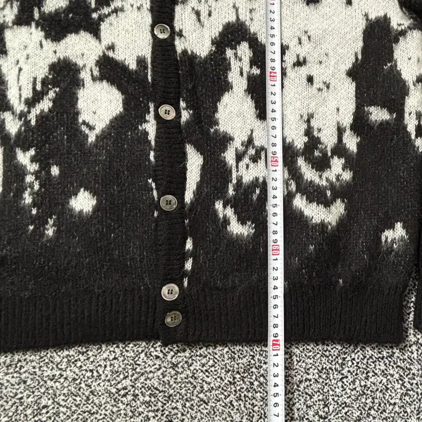 [BUNJANG] No.Manual Do Eun-ho Worn Hairy Cardigan / 빈티지9. 노매뉴얼 PPS 헤어리 가디건 플레이브 도은호 착용