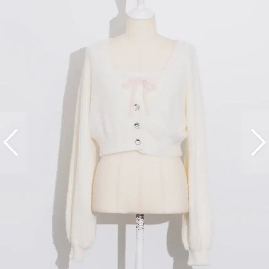 [SOLD OUT] 피움 하트 비쥬 가디건 캐미솔 셋업 스나계 pium 니트