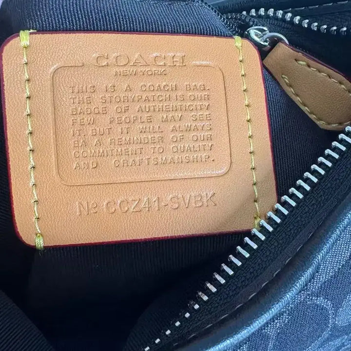 [BUNJANG] Coach Laurel Hobo Bag Small / 코치 로렐 호보백 스몰 숄더 크로스