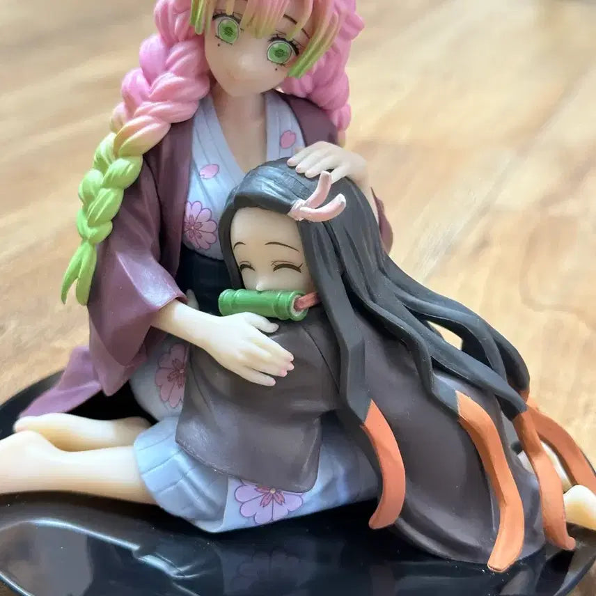 [BUNJANG] Demon Slayer Mitsuri &amp; Nezuko C Prize Figure / 귀멸의칼날 미츠리 네즈코 C상