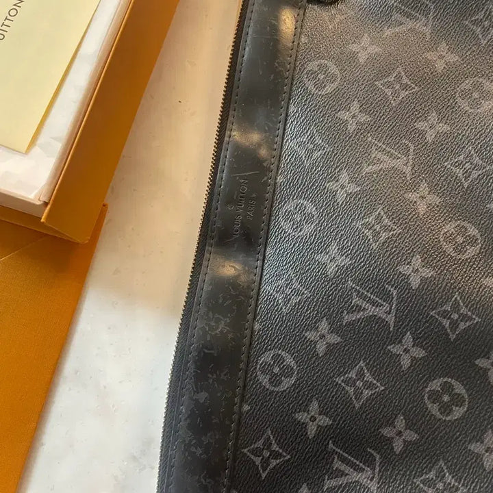 [SOLD OUT] 루이비통 이클립스 클러치백 블랙 풀구성