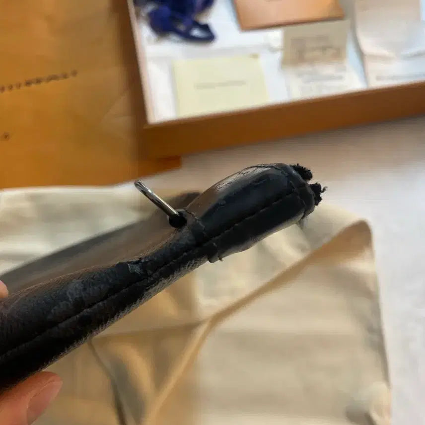[SOLD OUT] 루이비통 이클립스 클러치백 블랙 풀구성