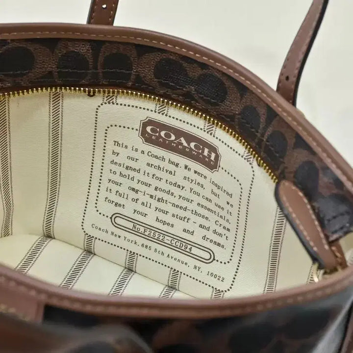 [BUNJANG] Coach Taxi Note 21 Small Tote Bag / 코치 택시 노트21 스몰 토트 장바구니 쇼퍼백