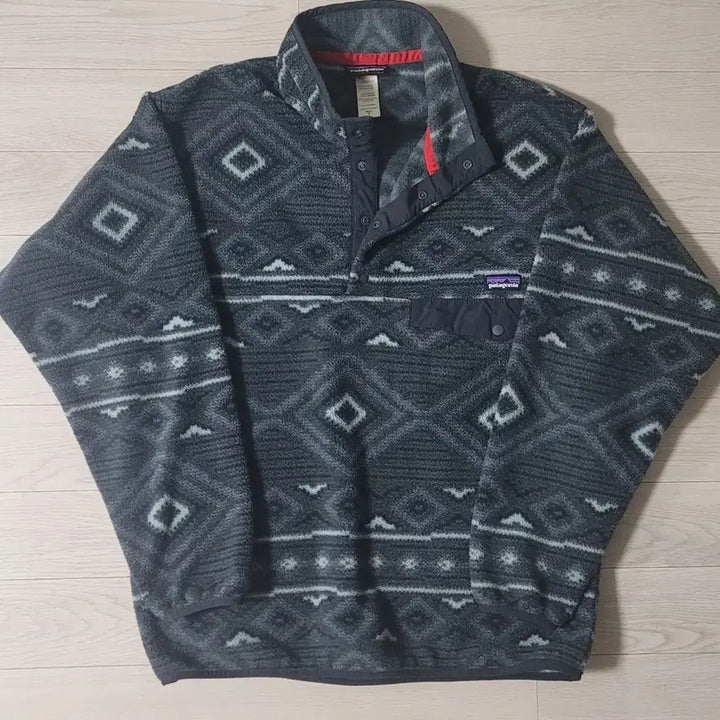 [BUNJANG] Patagonia Synchilla Lightweight Aztec Fleece Jacket / [M] 파타고니아 신칠라 라이트웨이트 아즈텍 블랙/그레이