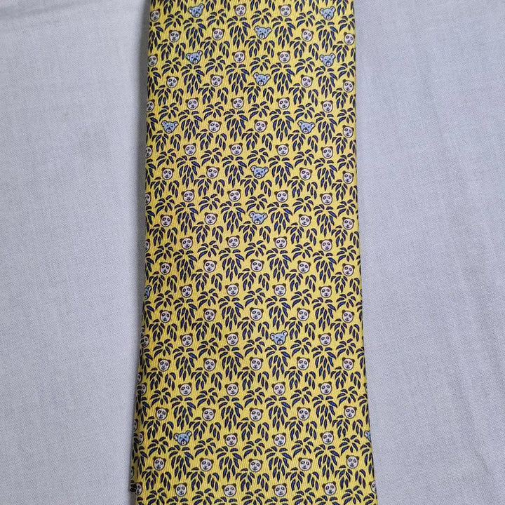 [BUNJANG] Hermès Yellow Bamboo Leaf Panda Face Silk Tie / 에르메스 옐로우 대나무잎 팬더얼굴 올오버 실크 넥타이