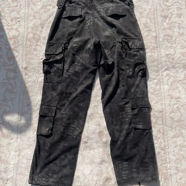 [BUNJANG] Black Tactical Camo Cargo Pants / 블랙 택티컬 카모 카고팬츠