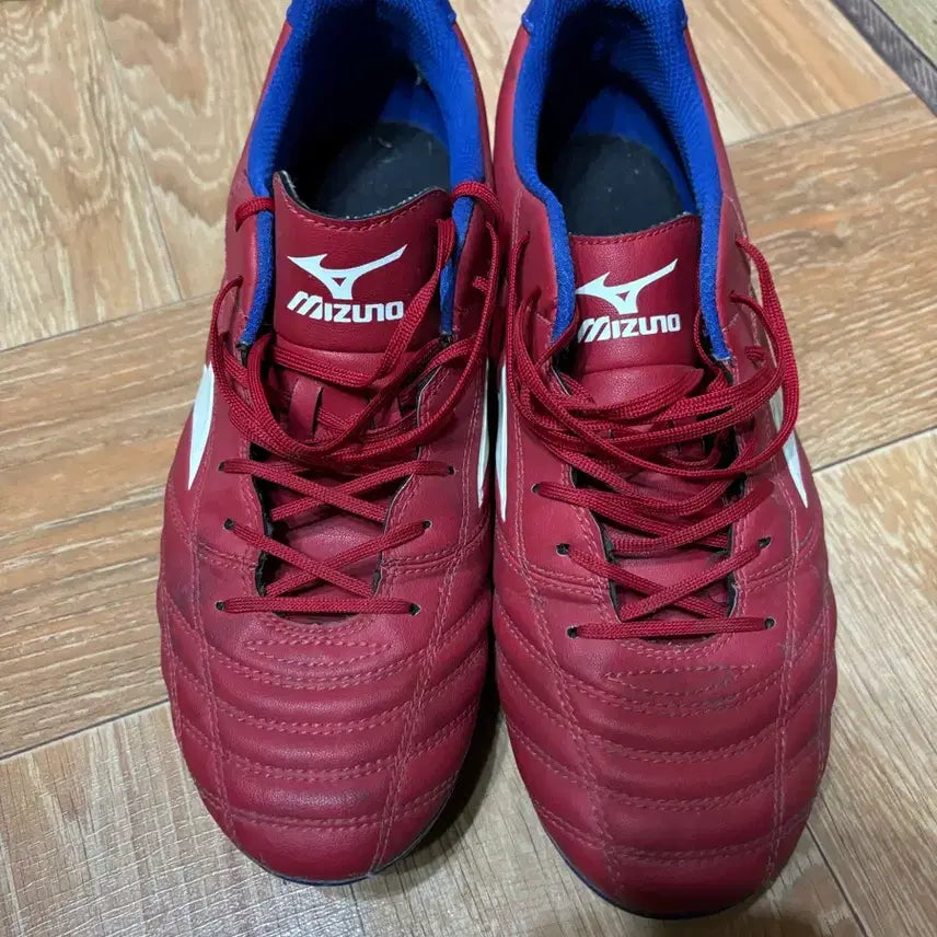 [SOLD OUT] 축구화 미즈노 네오 신 MD 265