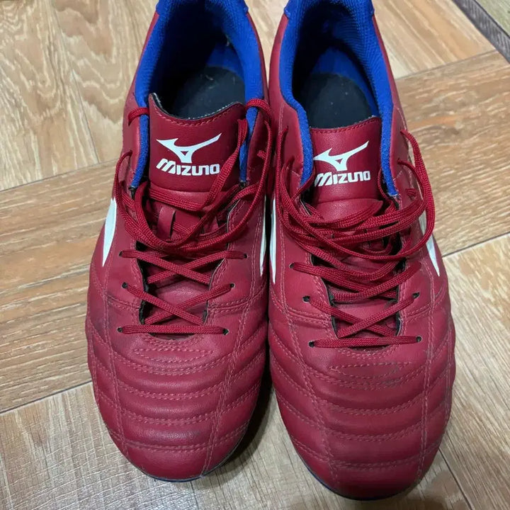 [SOLD OUT] 축구화 미즈노 네오 신 MD 265