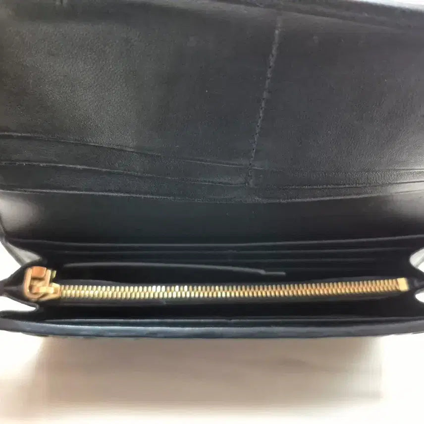 [BUNJANG] Miu Miu Matelassé Long Wallet / 미우미우 마테라쎄 장지갑