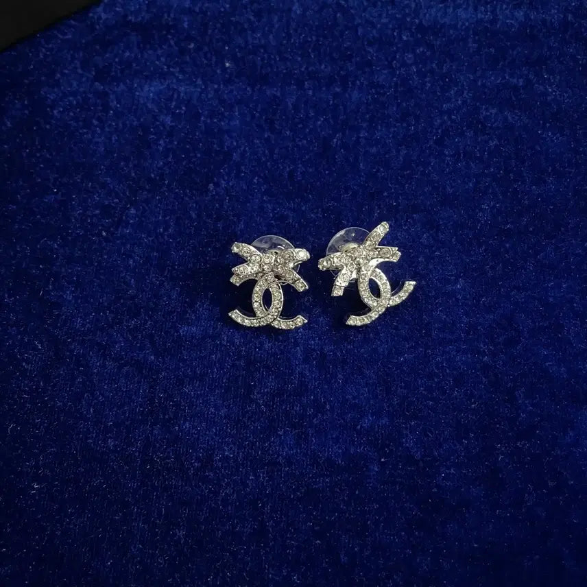 [BUNJANG] Chanel Ribbon Logo Earrings / 샤넬 리본  로고 귀걸이