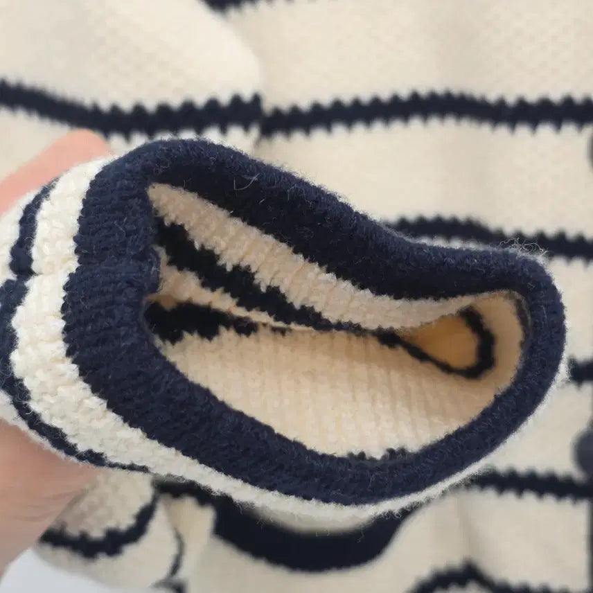 [BUNJANG] WHO.A.U Stripe Cardigan / WHO.A.U 스트라이프 가디건 A30037