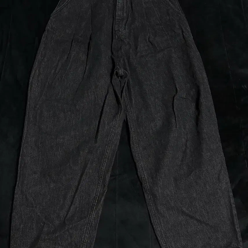 [BUNJANG] Youth Two-Tuck Layered Denim Pants Black / 유스 투턱 레이어드 데님 팬츠 블랙