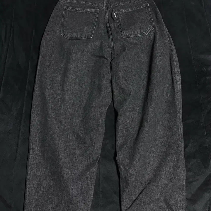 [BUNJANG] Youth Two-Tuck Layered Denim Pants Black / 유스 투턱 레이어드 데님 팬츠 블랙