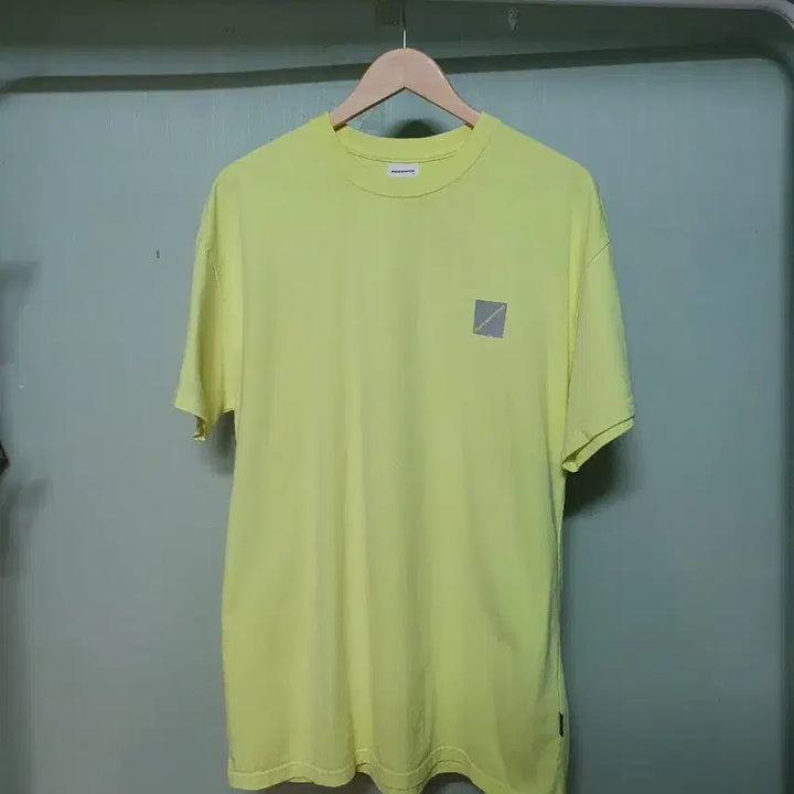 [BUNJANG] thisisneverthat Short Sleeve T-shirt L / 디스이즈네버댓 반팔 티셔츠 L 100