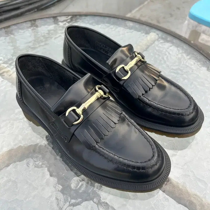 [BUNJANG] Dr. Martens Adrian Snaffle Loafer / 닥터마틴 아드리안 스내플 로퍼