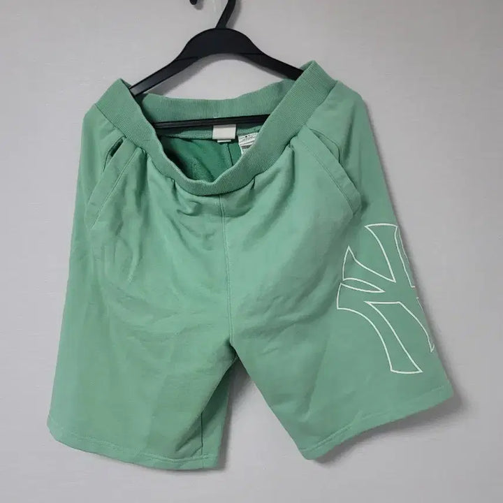 [BUNJANG] MLB NY Big Logo Shorts / [새상품]XL MLB 빅로고 NY 반바지