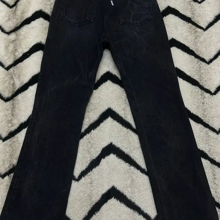 [BUNJANG] Dunst Semi Bootcut Washed Black Jeans / [S]던스트 세미 부츠컷/워시드블랙