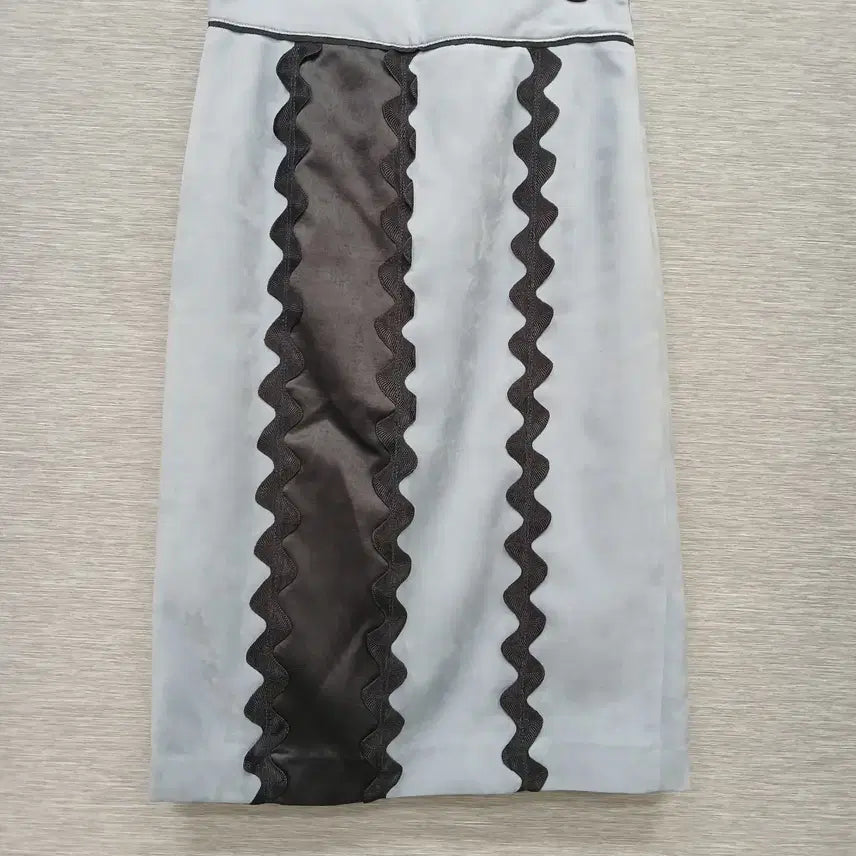 [BUNJANG] Missha Suede H Skirt / 3941 미샤 스웨이드 H 스커트 24