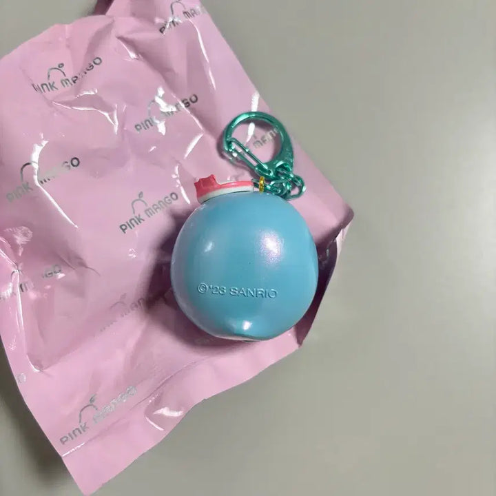 [BUNJANG] Sanrio Tuxedo Sam Figure Keyring / 산리오 뚱 피규어 키링 턱시도샘