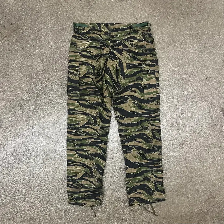 [BUNJANG] Vintage Tiger Camo Military Pants / 빈티지 타이거 카모 밀리터리 팬츠 (~38)
