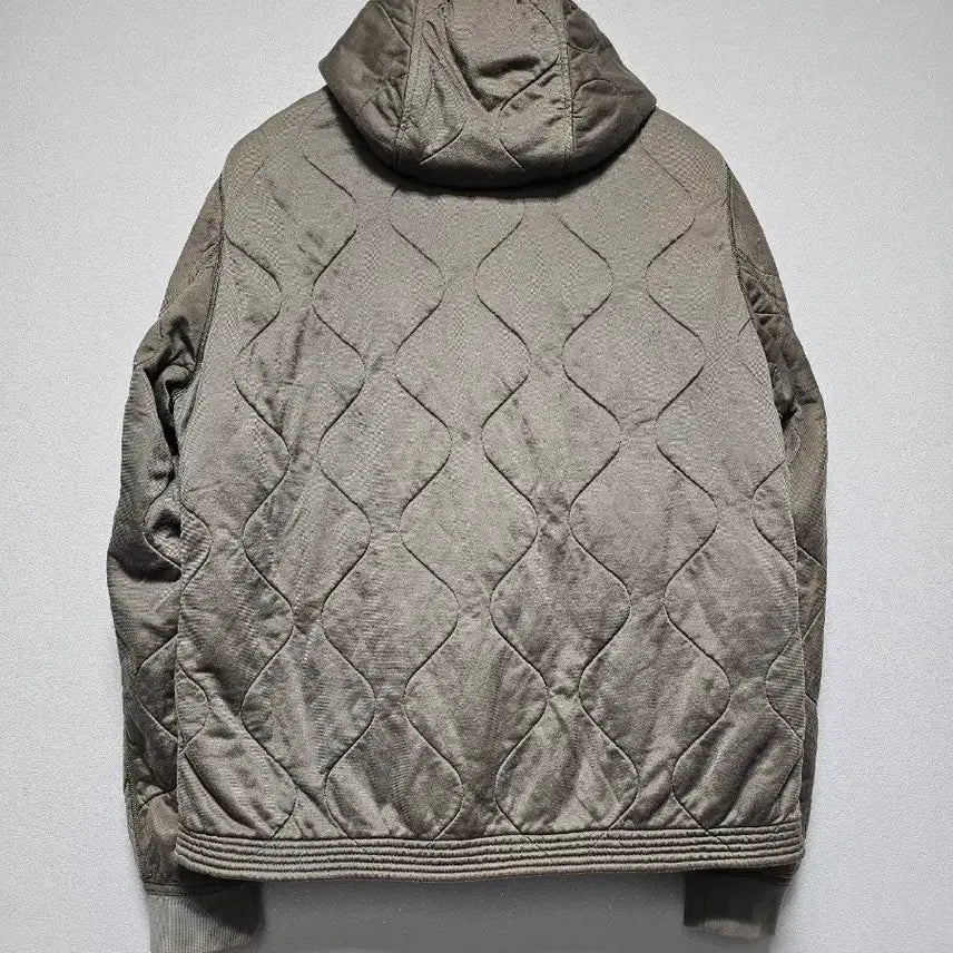 [SOLD OUT] 스톤아일랜드 깔깔이 내피 니트 패딩