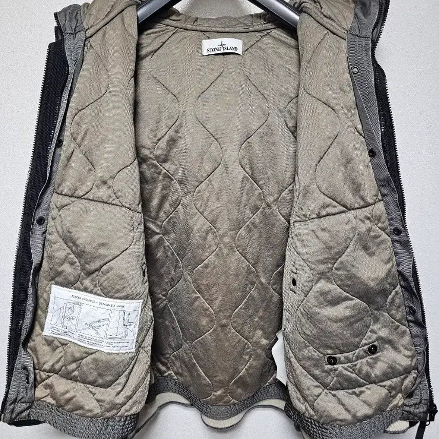 [SOLD OUT] 스톤아일랜드 깔깔이 내피 니트 패딩