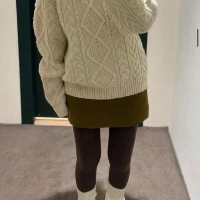 [BUNJANG] The Barnet Cable Knit Sweater / 더바넷 꽈배기 니트