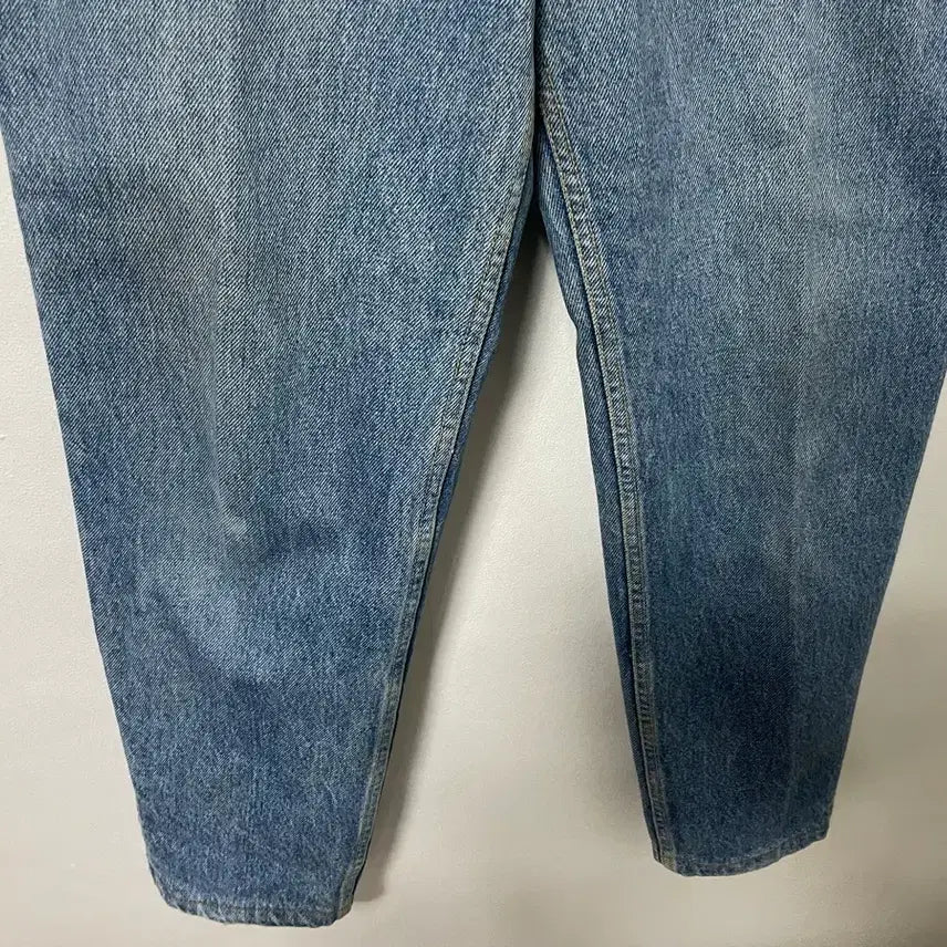 [BUNJANG] Guess Denim Jeans with Zipper Detail / 26 GUESS 게스 밑단 지퍼 데님 청바지 정품