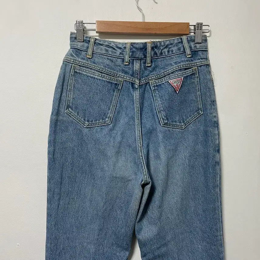 [BUNJANG] Guess Denim Jeans with Zipper Detail / 26 GUESS 게스 밑단 지퍼 데님 청바지 정품