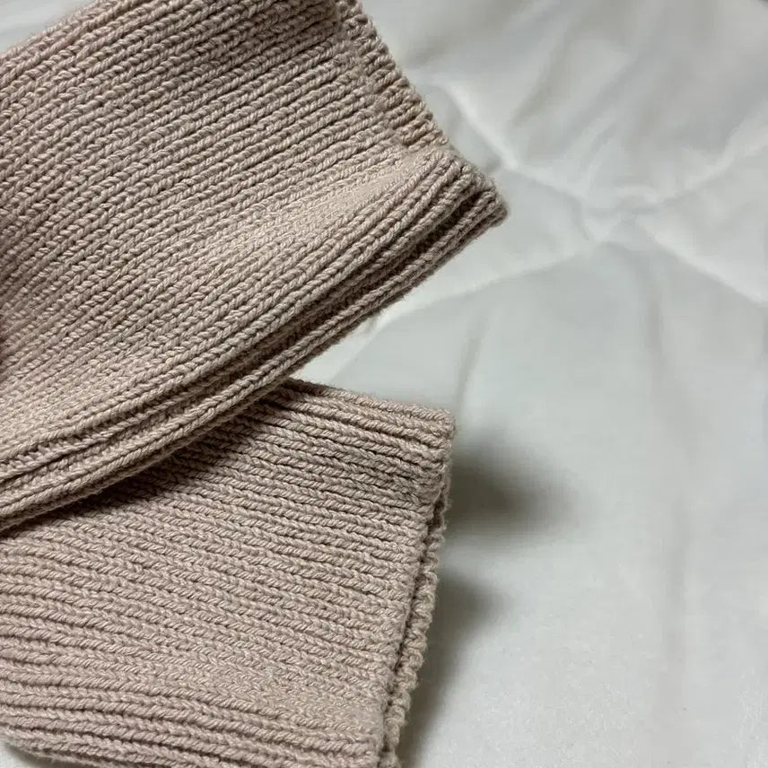 [BUNJANG] Soft Seoul Beige Cardigan and Bustier Tank Top Set / 소프트서울 가디건 + 뷔수티에 나시 세트 베이지