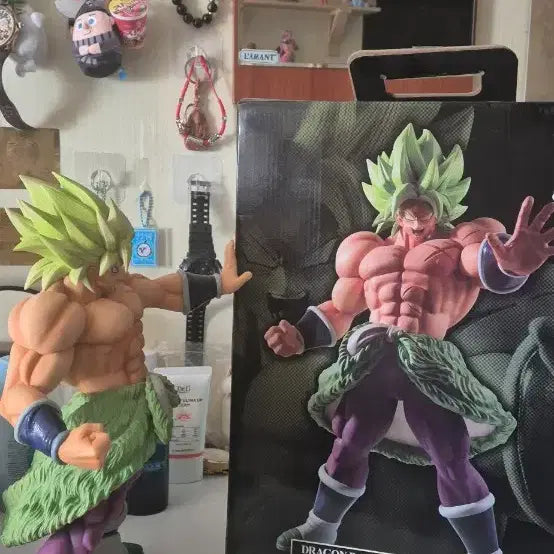 [BUNJANG] Bandai Dragon Ball Broly Son Goku Figure / (택포)반다이 드래곤볼 브로리 손오공 피규어 팝니다.정품 입니다.