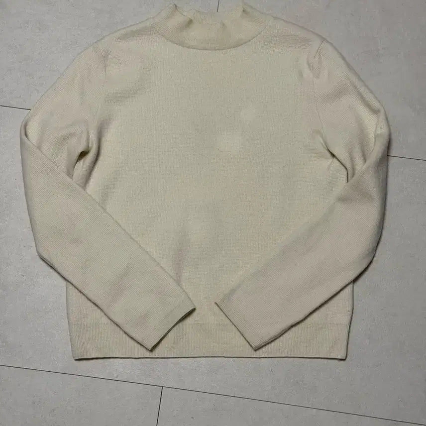 [BUNJANG] SJSJ Cream Knit Sweater / 한섬 sjsj 모100 크림색 니트