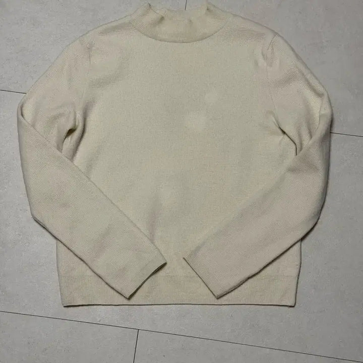 [BUNJANG] SJSJ Cream Knit Sweater / 한섬 sjsj 모100 크림색 니트
