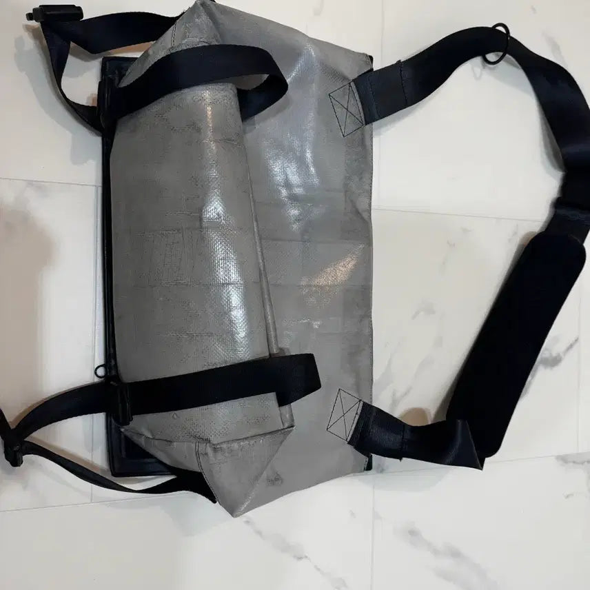 [BUNJANG] Freitag F18 Rex Messenger Bag / 프라이탁 f18렉스