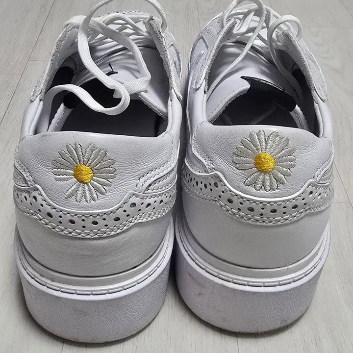 [BUNJANG] Nike x PEACEMINUSONE Kwondo 1 White Sneakers / 나이키와 피스마이너스원의 콜라보, 권도1 흰색 모델