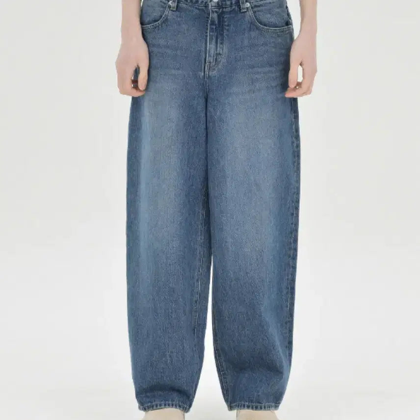 [BUNJANG] Brown Yakid Wide Denim Pants (Size 3) Light Blue / 브라운야드 와이드 데님 (3사이즈) 연청 컬러