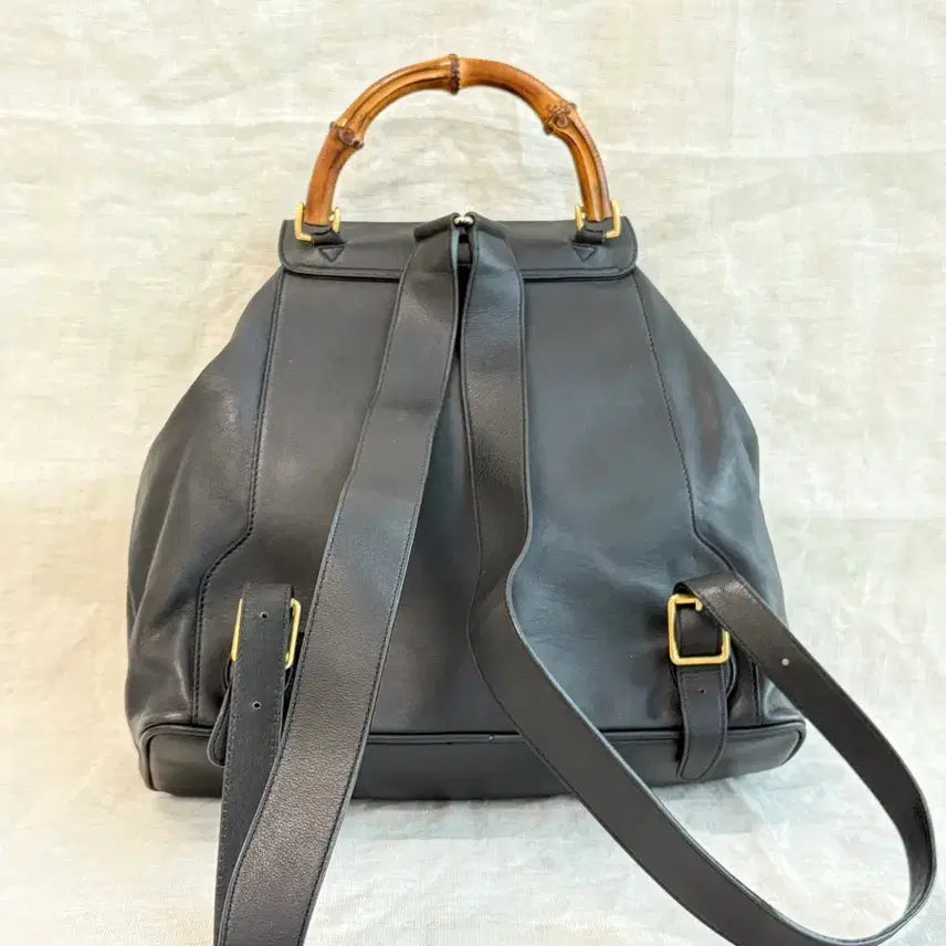 [BUNJANG] Gucci Vintage Bamboo Leather Backpack / [정품] 구찌 빈티지 뱀부 가죽 백팩 (블랙/금장)