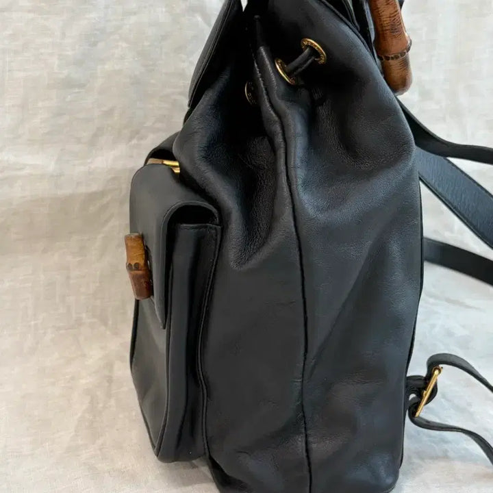 [BUNJANG] Gucci Vintage Bamboo Leather Backpack / [정품] 구찌 빈티지 뱀부 가죽 백팩 (블랙/금장)