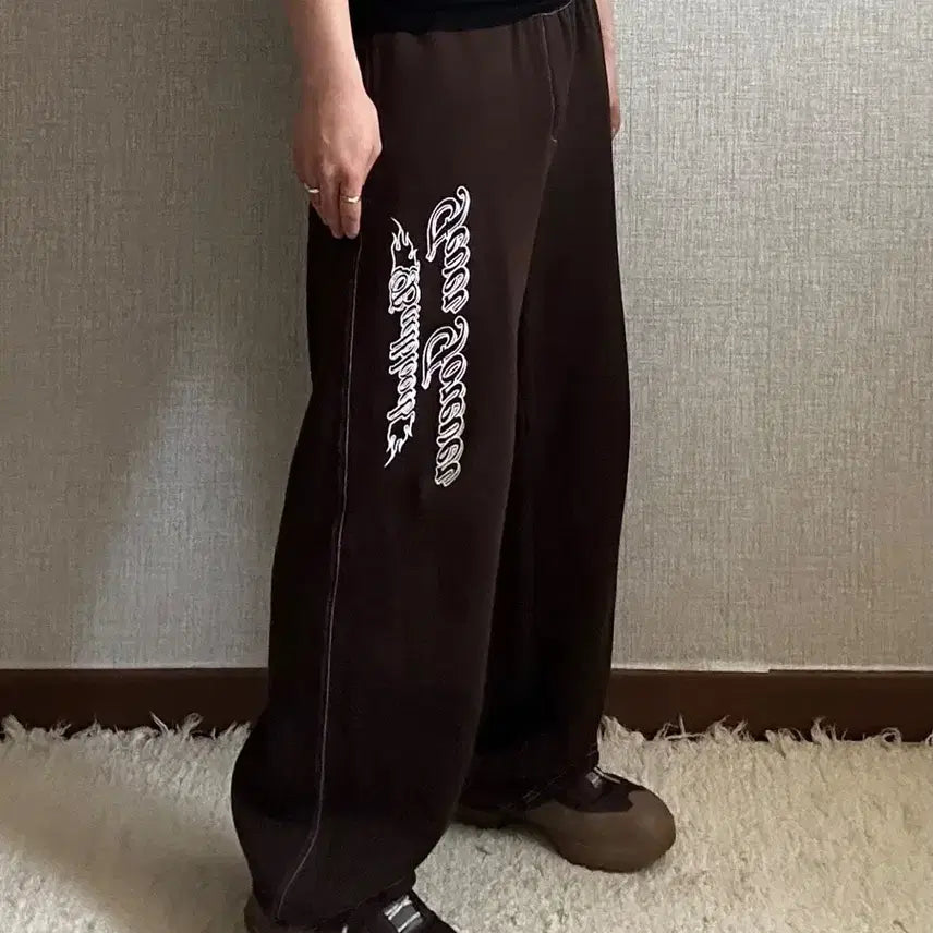 [SOLD OUT] 배드블러드 헤비웨이트 수퍼 와이드 조거 팬츠