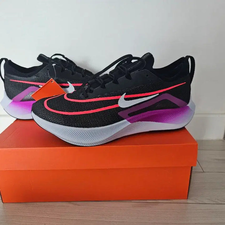 [BUNJANG] Nike Zoom Fly 4 Black Running Shoes / 나이키 줌 플라이 4 블랙 런닝화 300사이즈