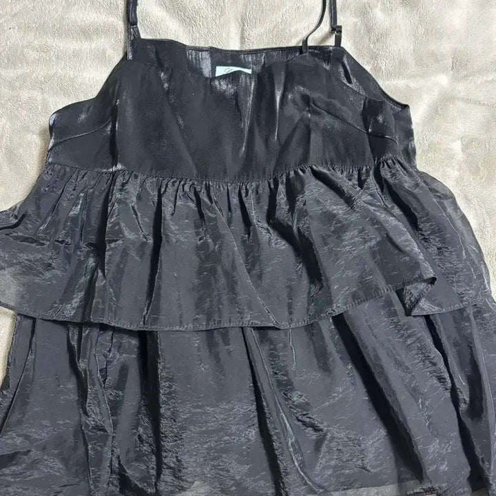 [BUNJANG] LILICOTS Glossy Bustier / 릴리코츠 글로시 뷔스티에 glossy bustier