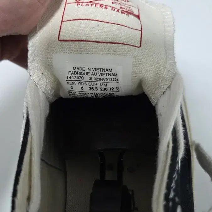 [BUNJANG] Converse Chuck Taylor Black Sneakers / 컨버스 척테일러 230