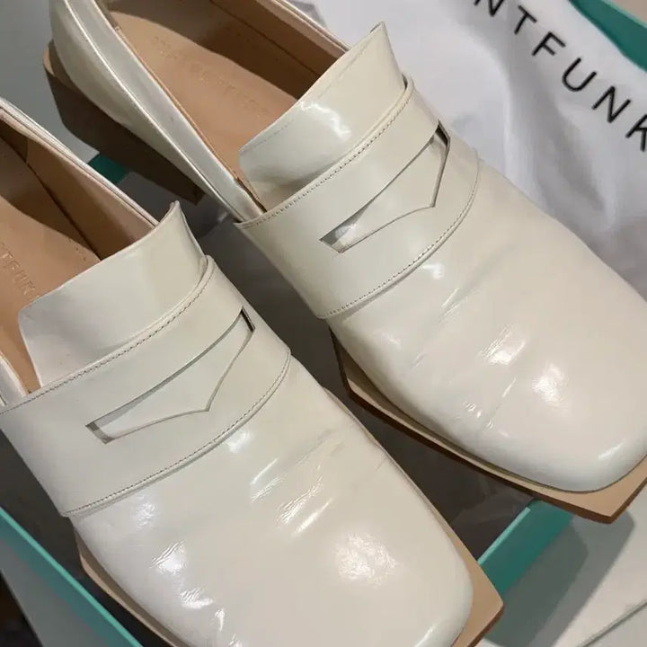 [BUNJANG] INSTANTFUNK Edge Loafer / INSTANTFUNK 인스턴트펑크 엣지 로퍼