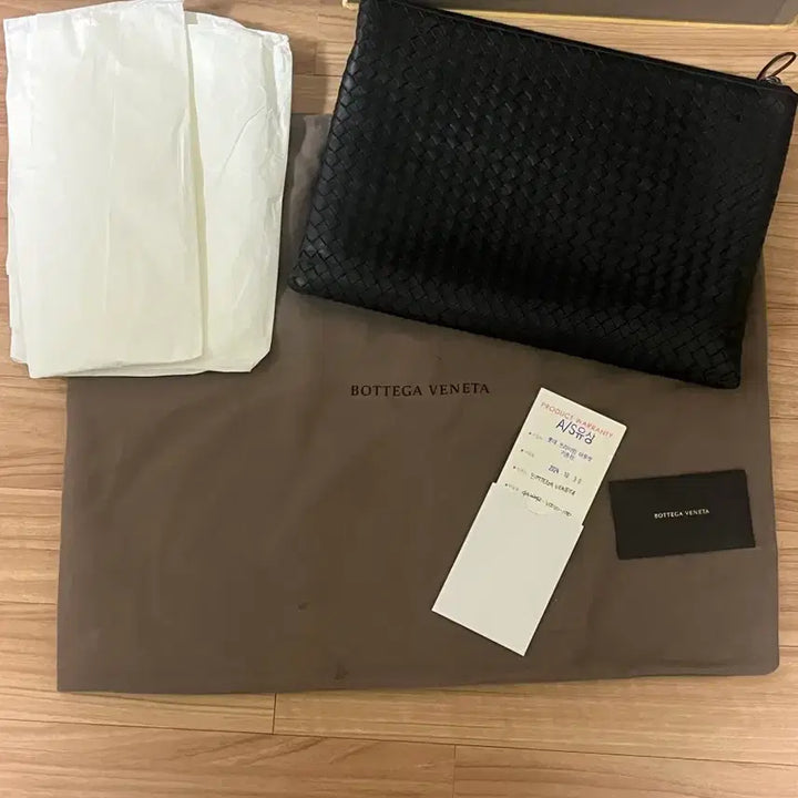 [BUNJANG] Bottega Veneta Clutch / 보테가베네타 클러치