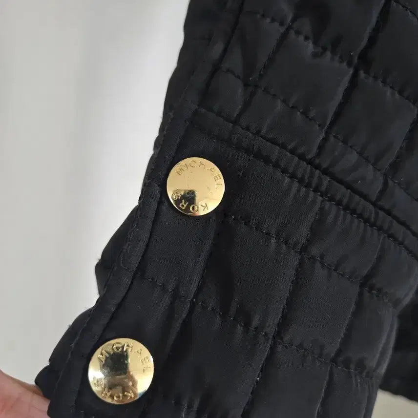 [BUNJANG] Michael Kors Black Quilted Jacket / 마이클코어스 블랙 퀼팅 자켓