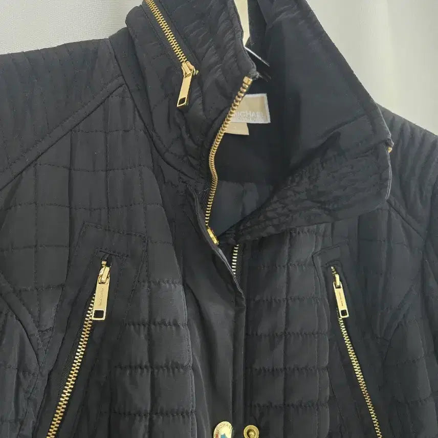 [BUNJANG] Michael Kors Black Quilted Jacket / 마이클코어스 블랙 퀼팅 자켓