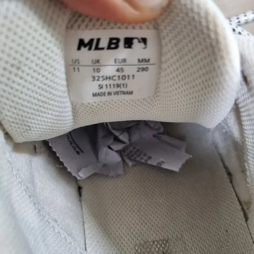 [BUNJANG] MLB Yankees &amp; FILA Bundle Set / MLB청키양키스290+(휠라 FILA 280운동화) 2켤레 일괄