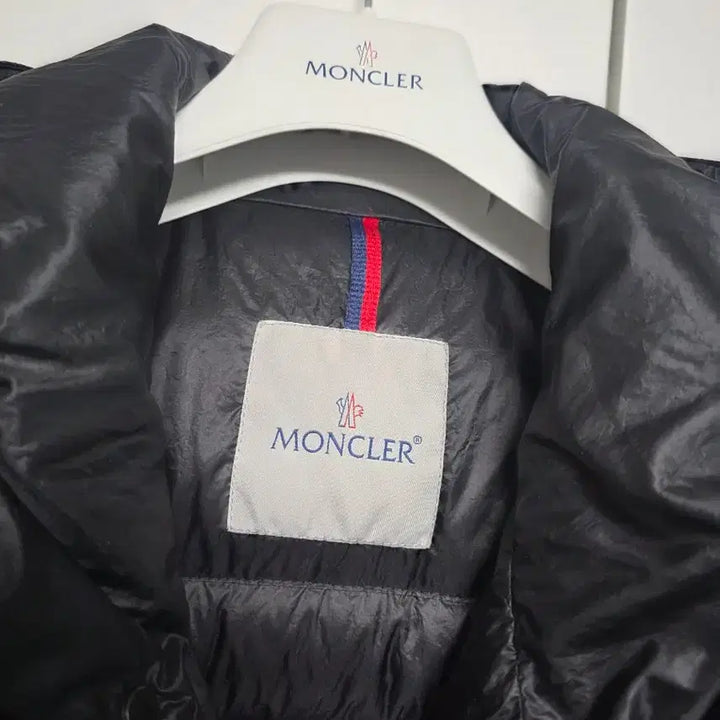[BUNJANG] Moncler Lightweight Padded Jacket Size 6 / 몽클레어 경량패딩 6