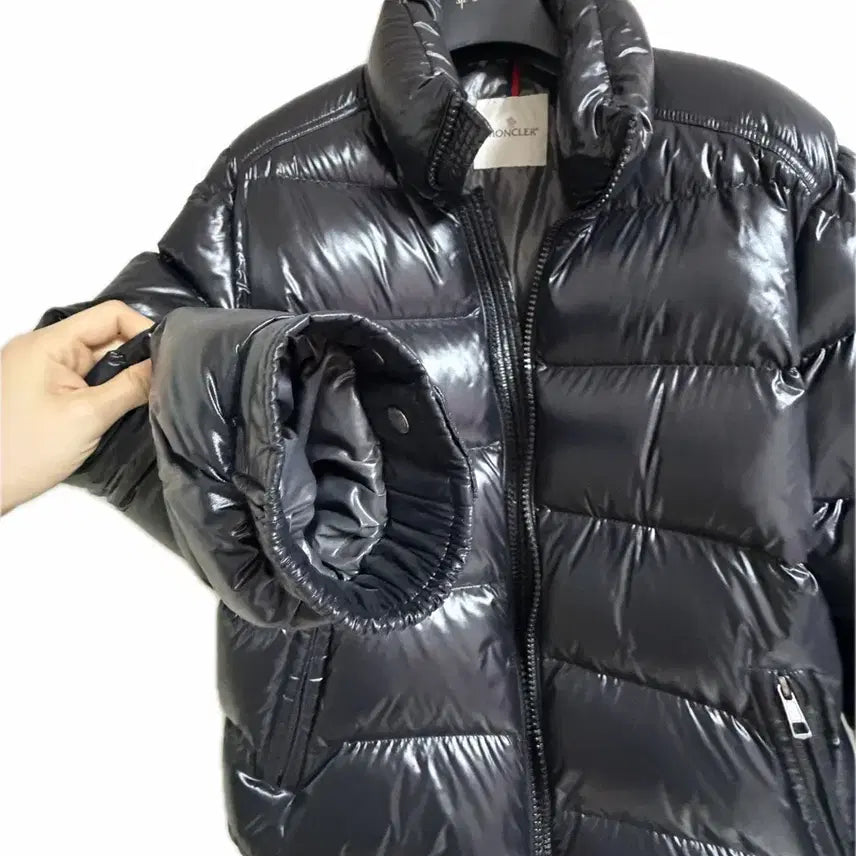 [BUNJANG] Moncler Maya Short Down Jacket / 몽클레어 마야 쇼트 다운자켓 판매합니다.